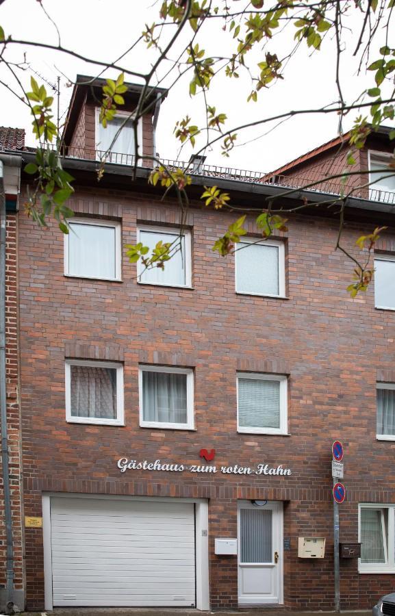 Gaestehaus Zum Roten Hahn Luneburg Bagian luar foto